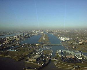 London City Airport has a single STOL runway l...