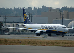 RyanAir EI-DLS